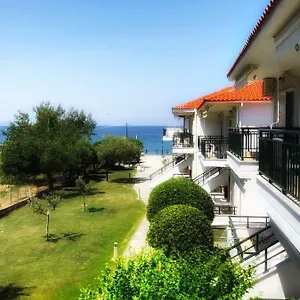miramare-hotel-neos-marmaras.hotelschalkidiki.net/