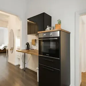 Market- Upper Aristotelous Sq Luxury Greece